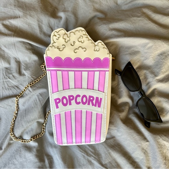 SOLD Crossbody Bag Popcorn shaped - SkinnyDip London - Picture 1 of 10